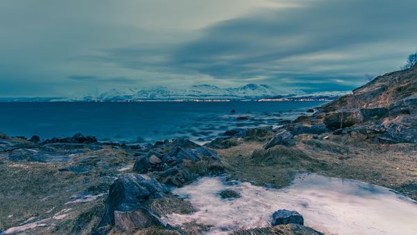 NOTOS - Tromso - Shore west of Tromso Island - Ludovic Charlet.jpg